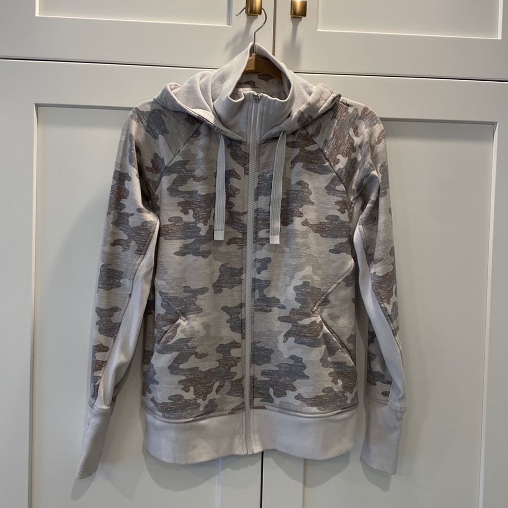 Athleta Triumph Hoodie